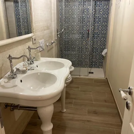 La Perla Del Borgo B&B 4*