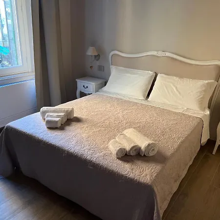 La Perla Del Borgo Alojamento de Acomodação e Pequeno-almoço 4*