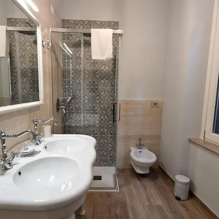 La Perla Del Borgo Alojamento de Acomodação e Pequeno-almoço Pisa