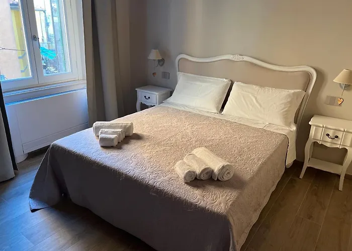 La Perla Del Borgo Bed & Breakfast 4*